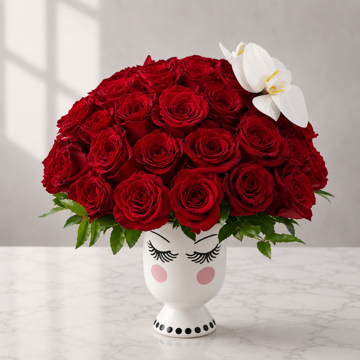 30 Red Roses in Beauty Vase